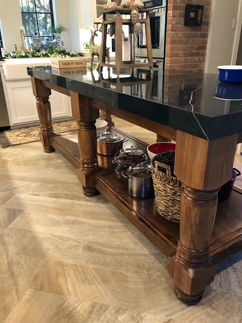 Custom kitchen island with turned legs, Huntwick Forest, Spring TX